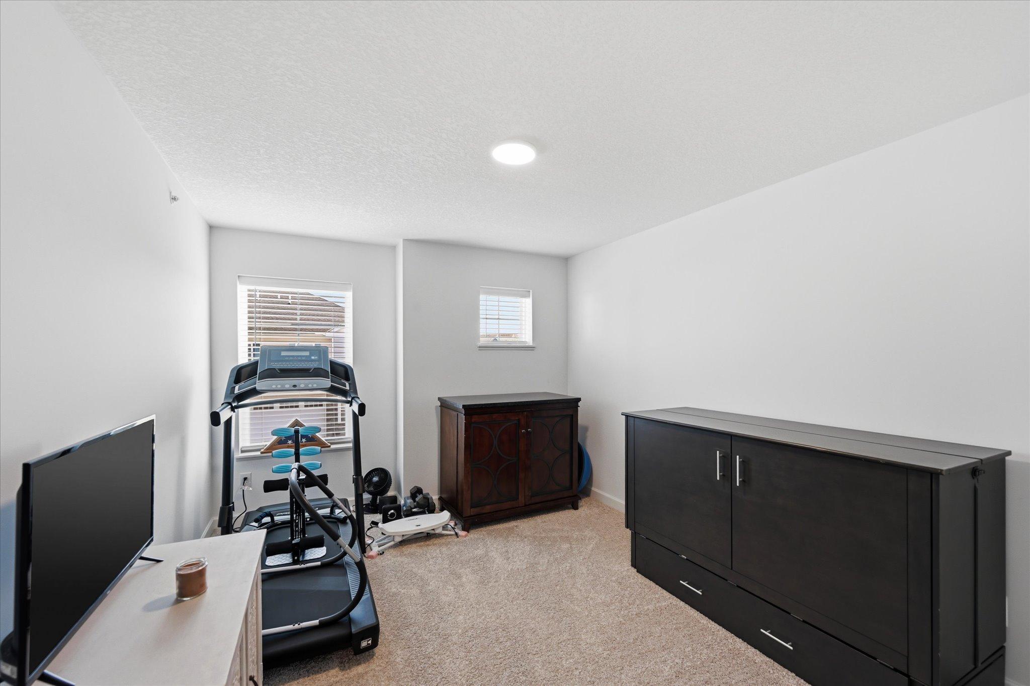 Third bedroom up