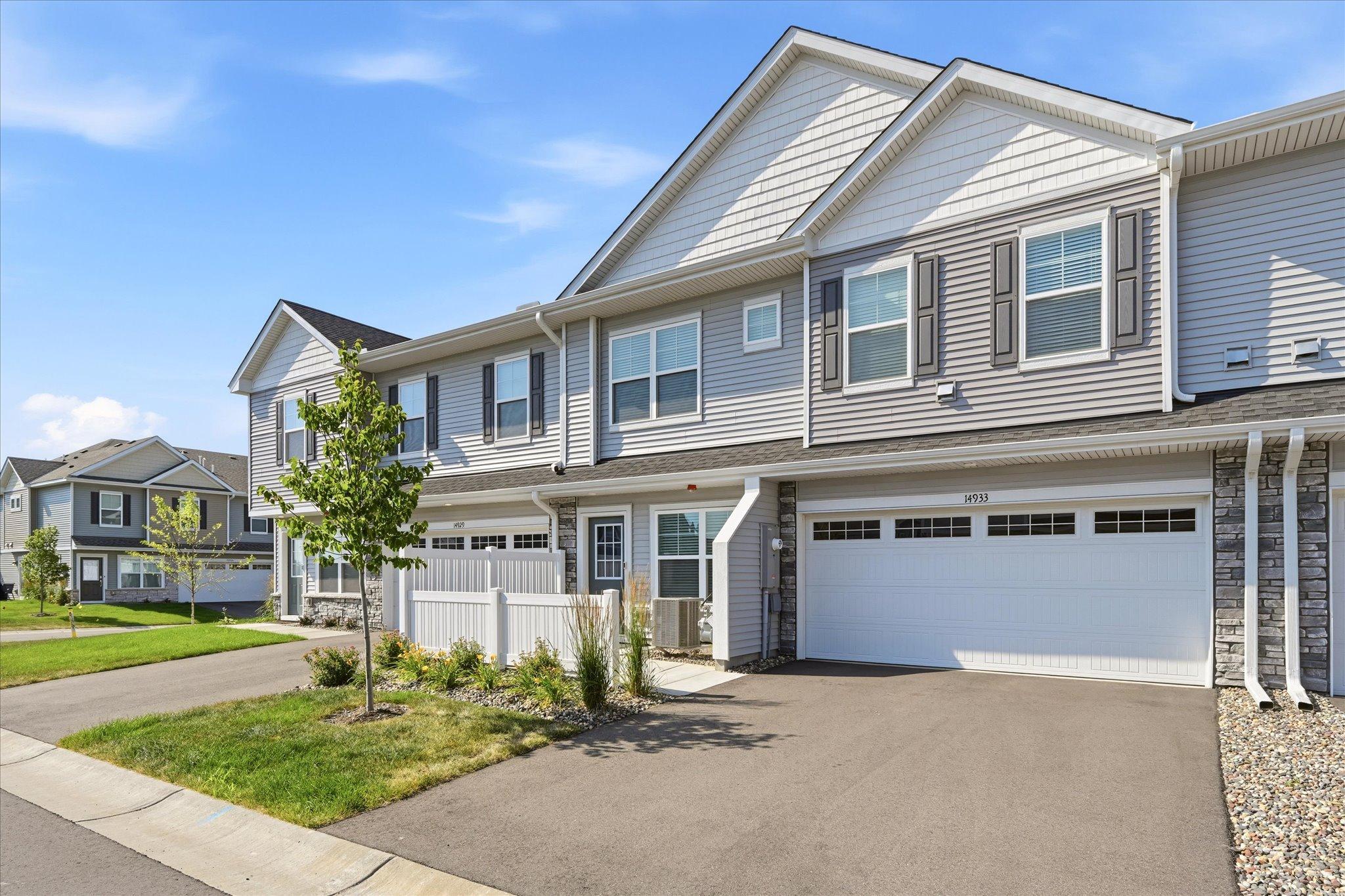 Lovely like new townhome