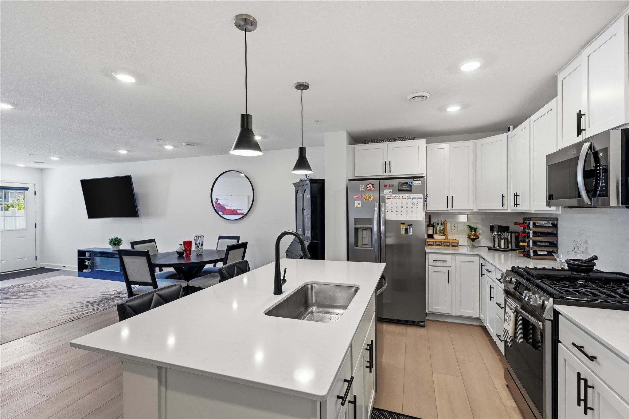 Stainless appliances