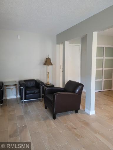 Sag 1 - 111 loiving room 2.jpg