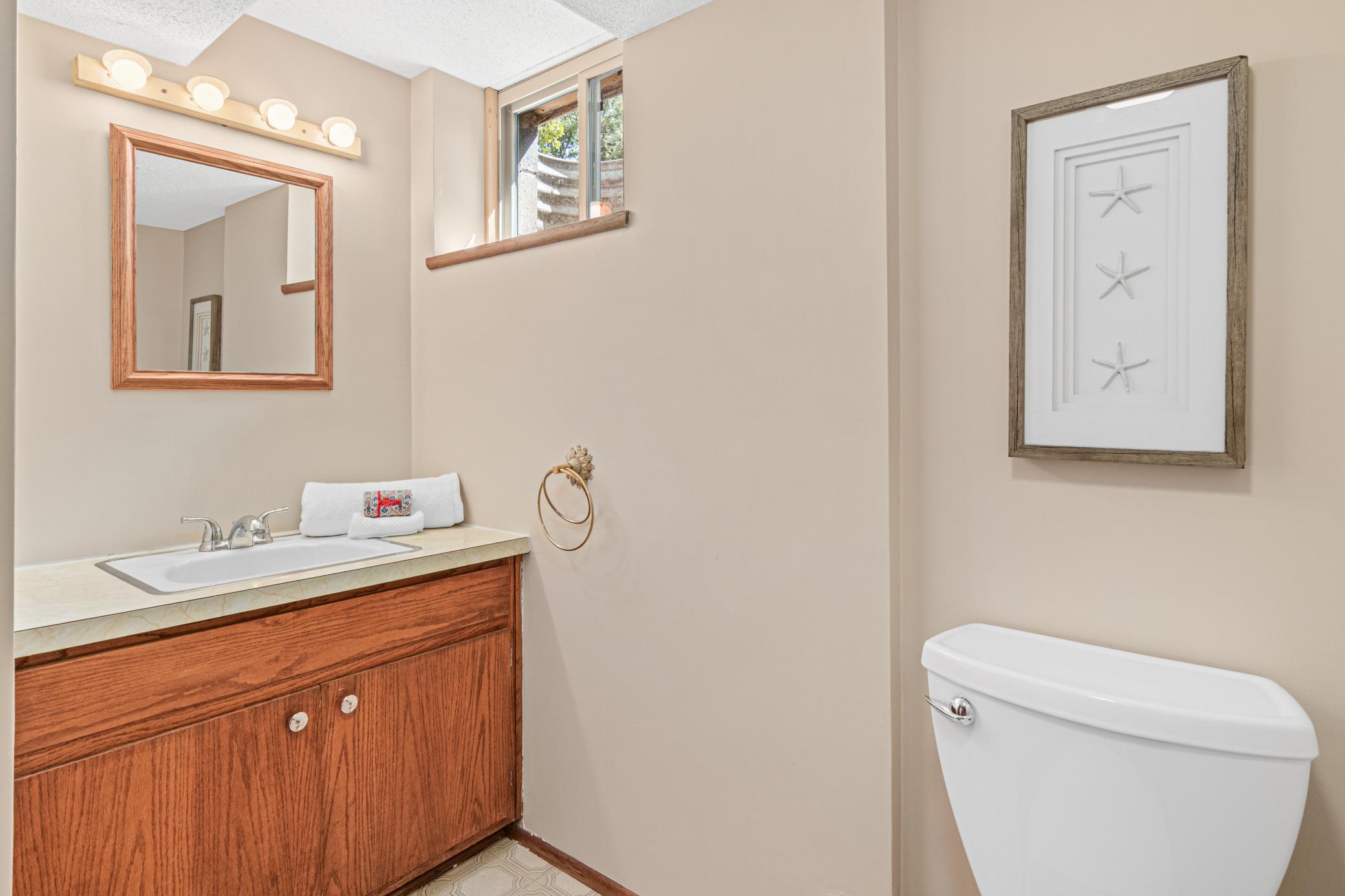 Lower Level 1/2 Bath