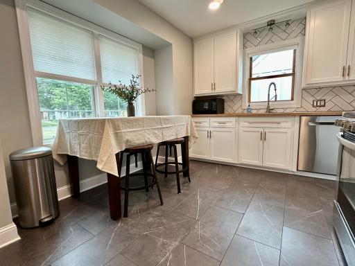 Meticulously clean, bright and functional