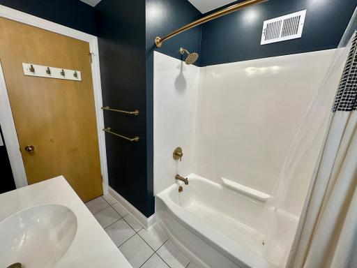 6031 Sheridan Avenue S, Minneapolis, MN 55410
