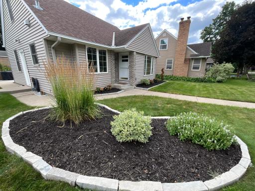 Outside walk-around front and landscaping