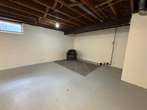 OK, I hear you, "what's with this photo?" It shows the large open space in the basement. The basement is so clean you will feel guilty about your current one for a second and then see all the potential for future space finishing. Feels dry an bright