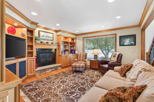8945 Dallas Lane N, Maple Grove, MN 55369