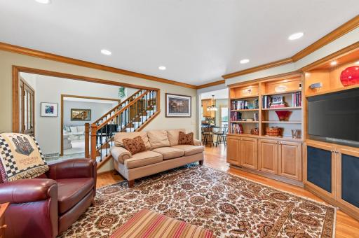 8945 Dallas Lane N, Maple Grove, MN 55369