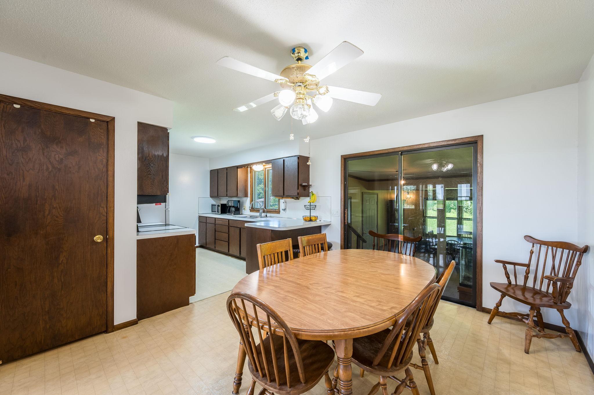 23265 445th Ave Delavan MN-25.jpg