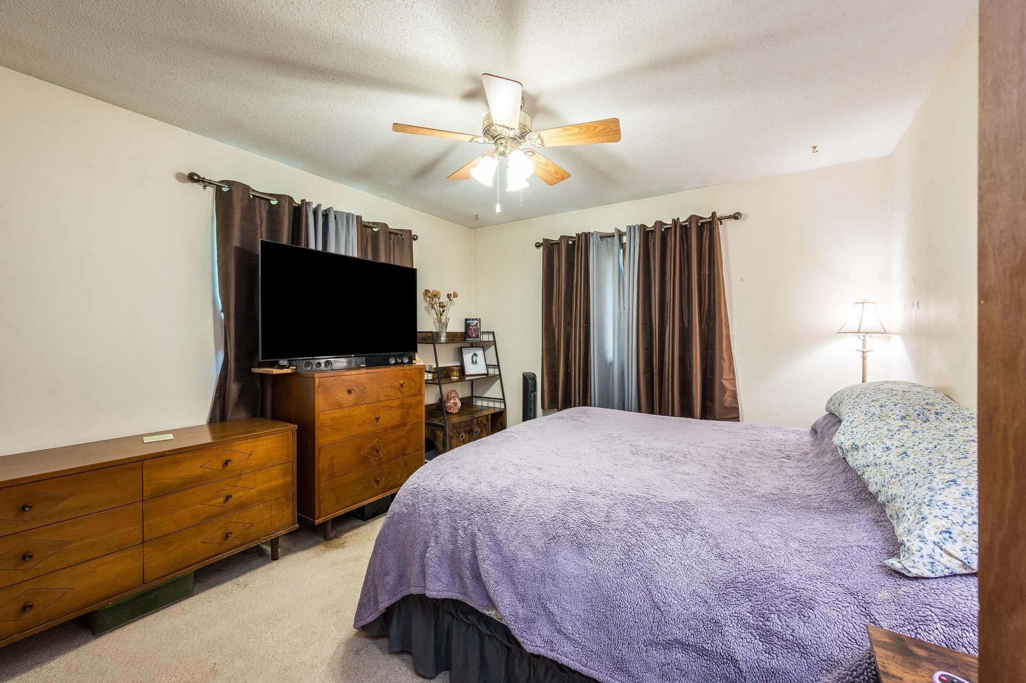 23265 445th Ave Delavan MN-33.jpg