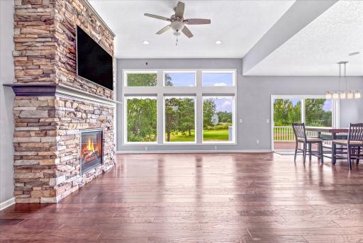 Livingroom-fireplace1.jpg