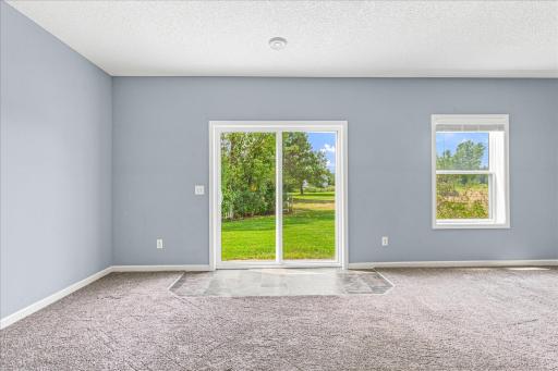 Family room 3.jpg