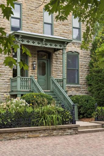 16 Grove Street, 16B, Minneapolis, MN 55401