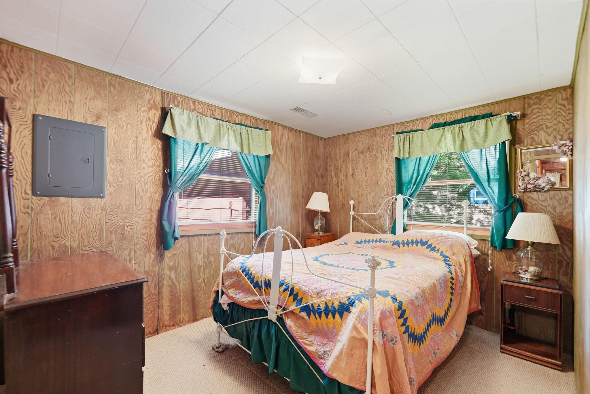 main floor bedroom 2