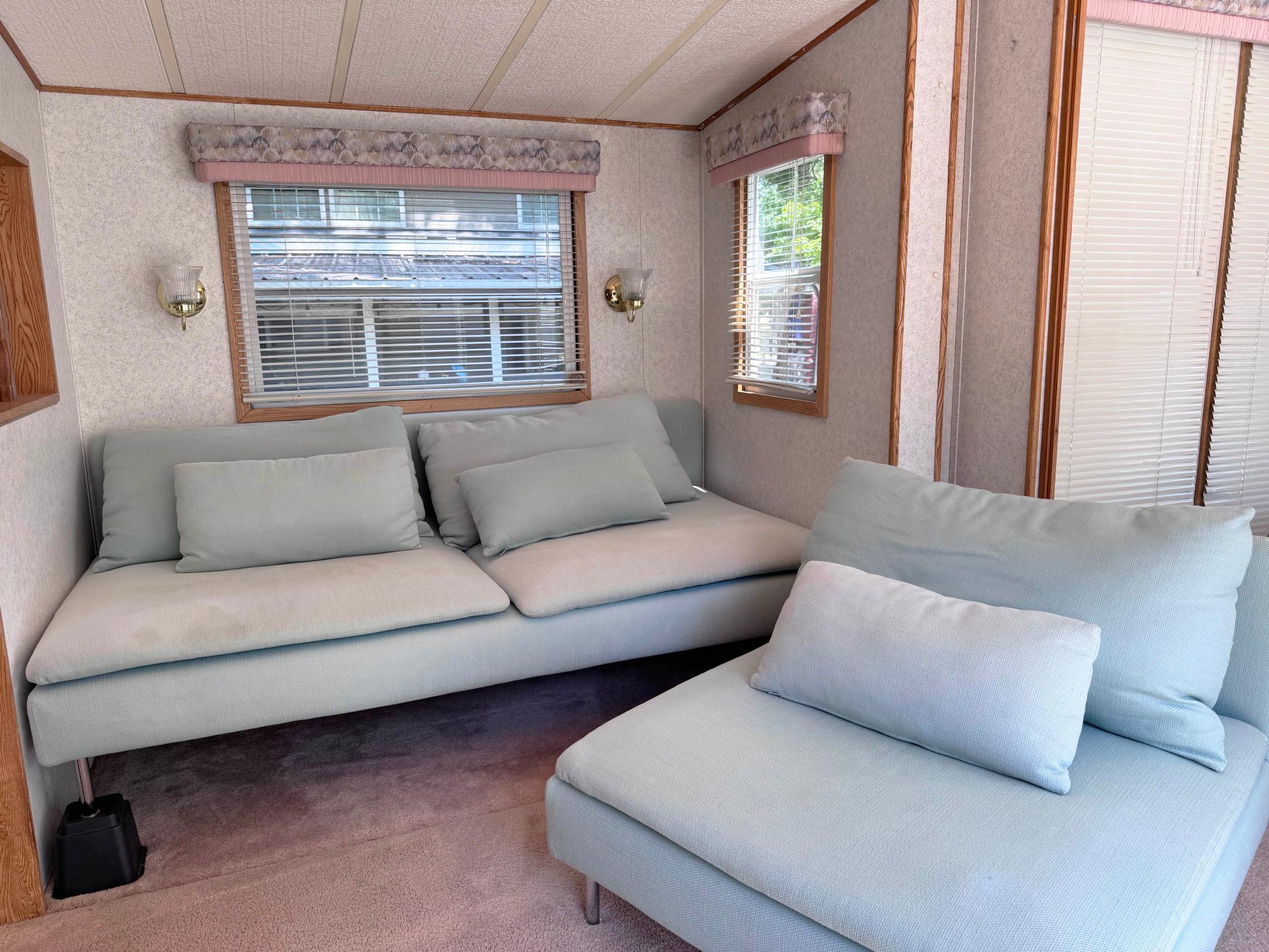 A closer look at the living room.