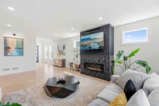 10229 Queensland Lane N, Maple Grove, MN 55311