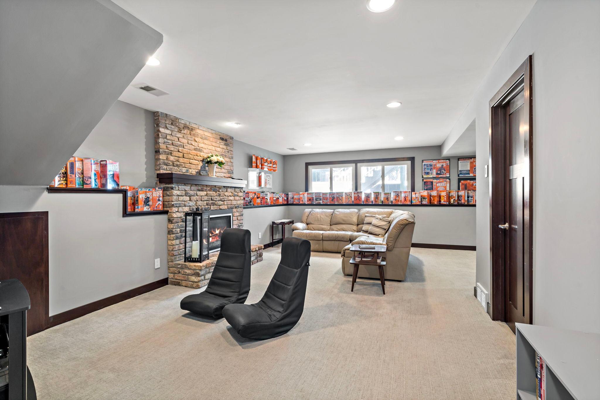 The spacious lookout lower level is perfect for watching your favorite sporting event, cozying up to the fire for a movie night, or setting up an amusement room of your choosing!