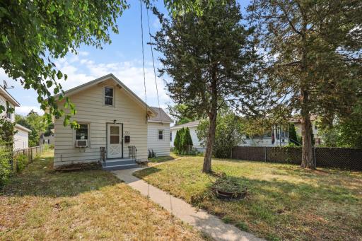220 33rd Avenue N, Saint Cloud, MN 56303