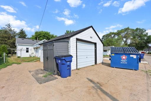 220 33rd Avenue N, Saint Cloud, MN 56303