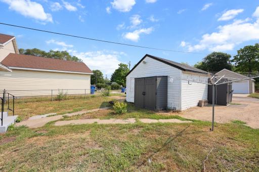 220 33rd Avenue N, Saint Cloud, MN 56303