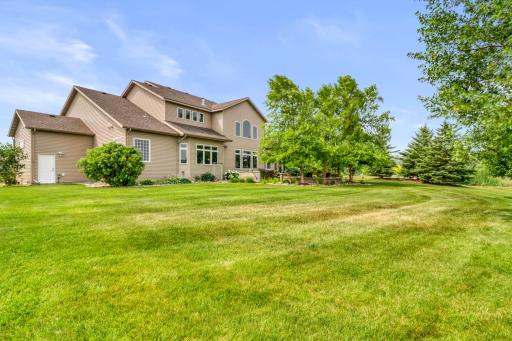 18272 sf lot