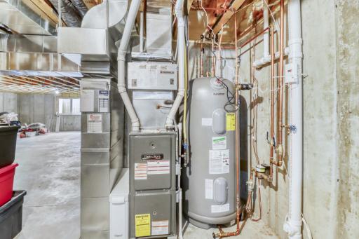 Dual zone heat and air
