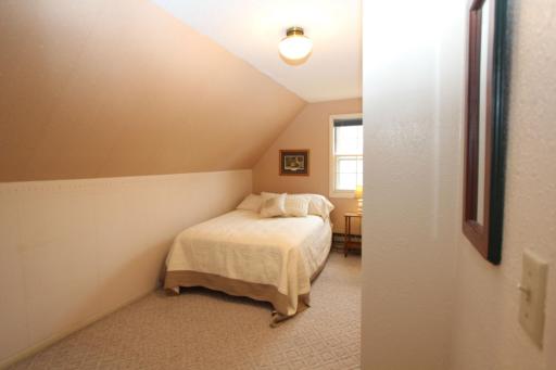 no bedm from door.jpg
