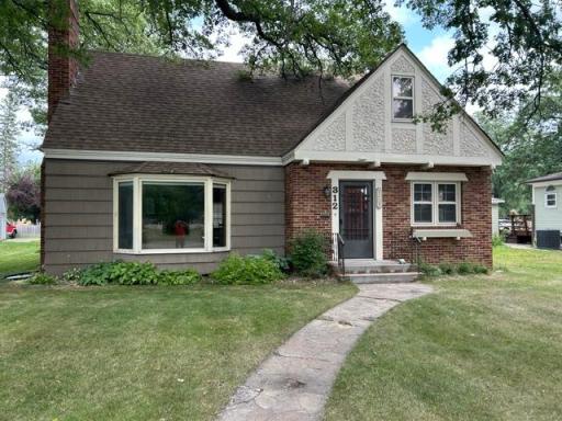 Photo for 312 Kendall Avenue N, Thief River Falls, MN 56701 - listing #7112209 312 Kendall Avenue N, Thief River Falls, MN 56701