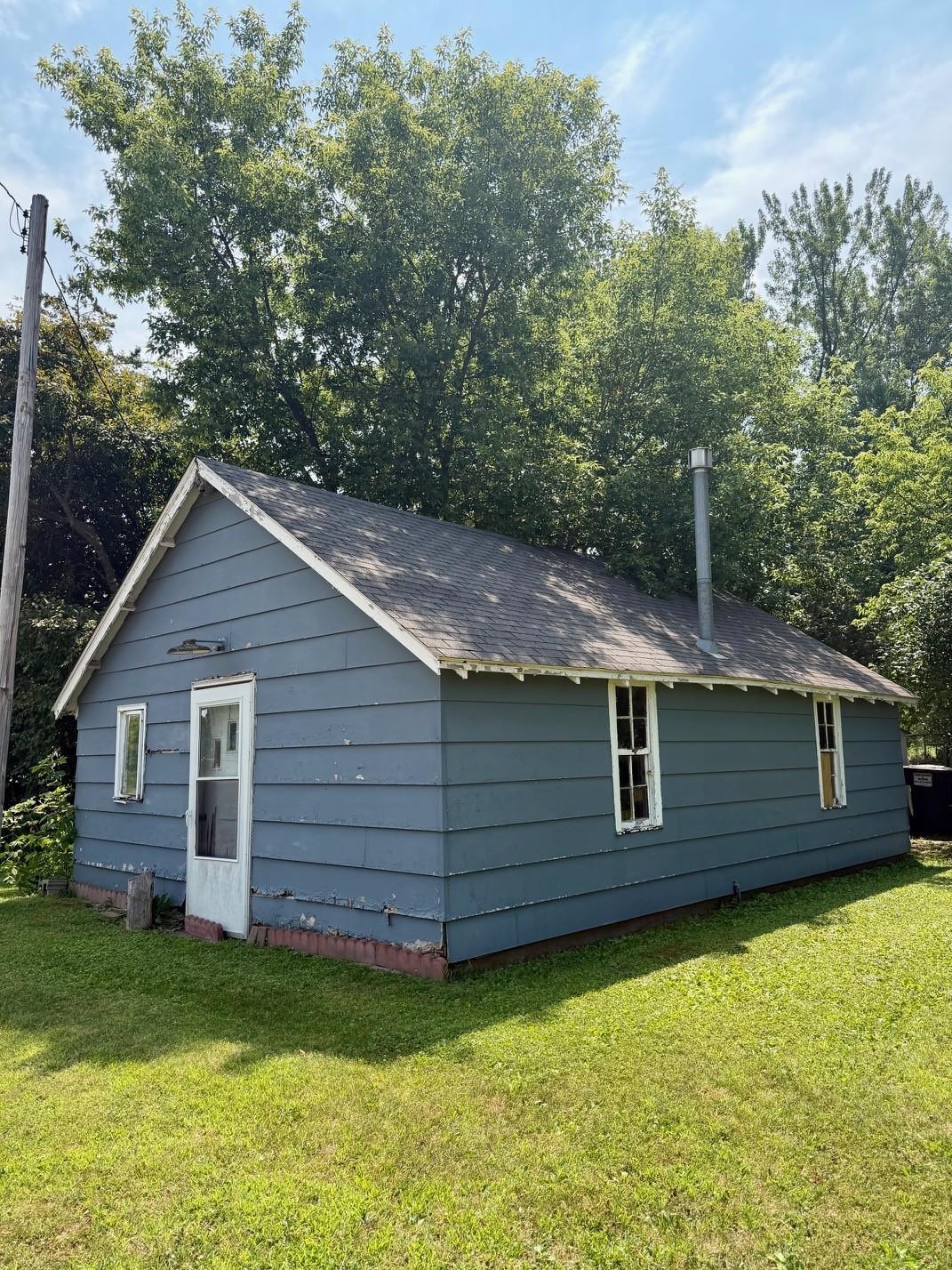 storage building.jpg