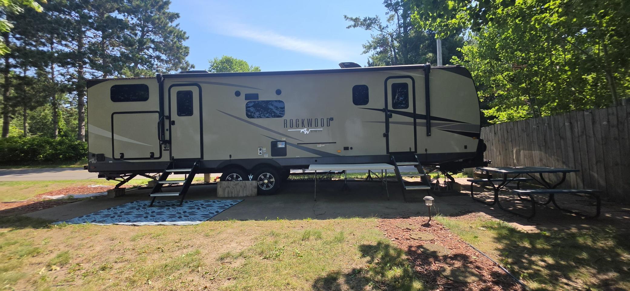 Camper