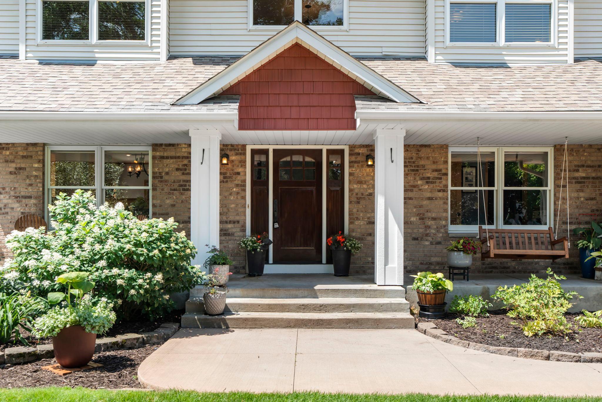 14-web-or-mls-5845 Bayberry Dr-83.jpg