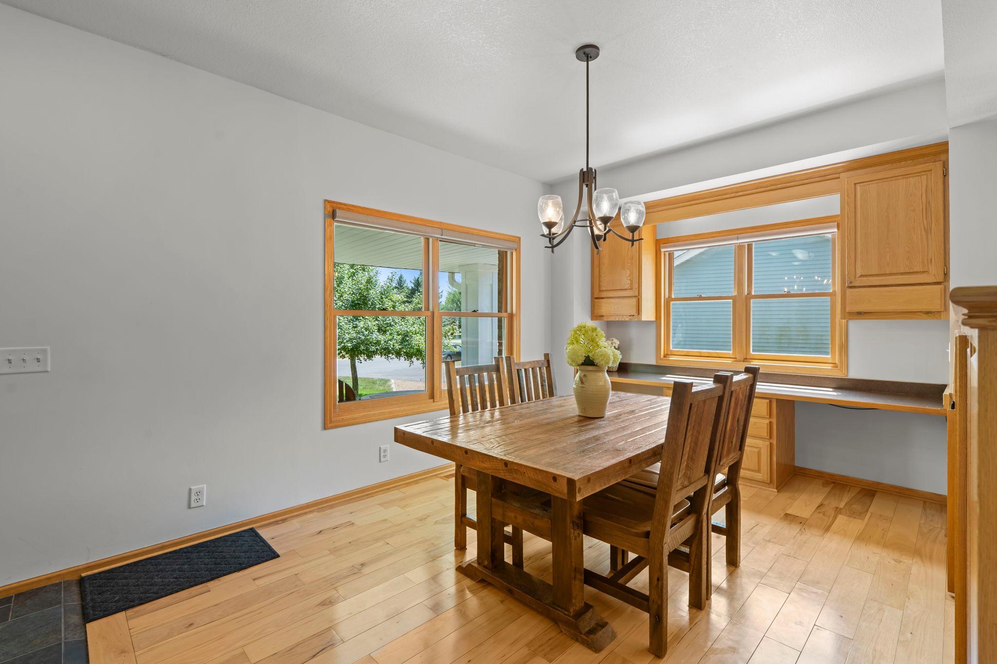21-web-or-mls-5845 Bayberry Dr-243.jpg