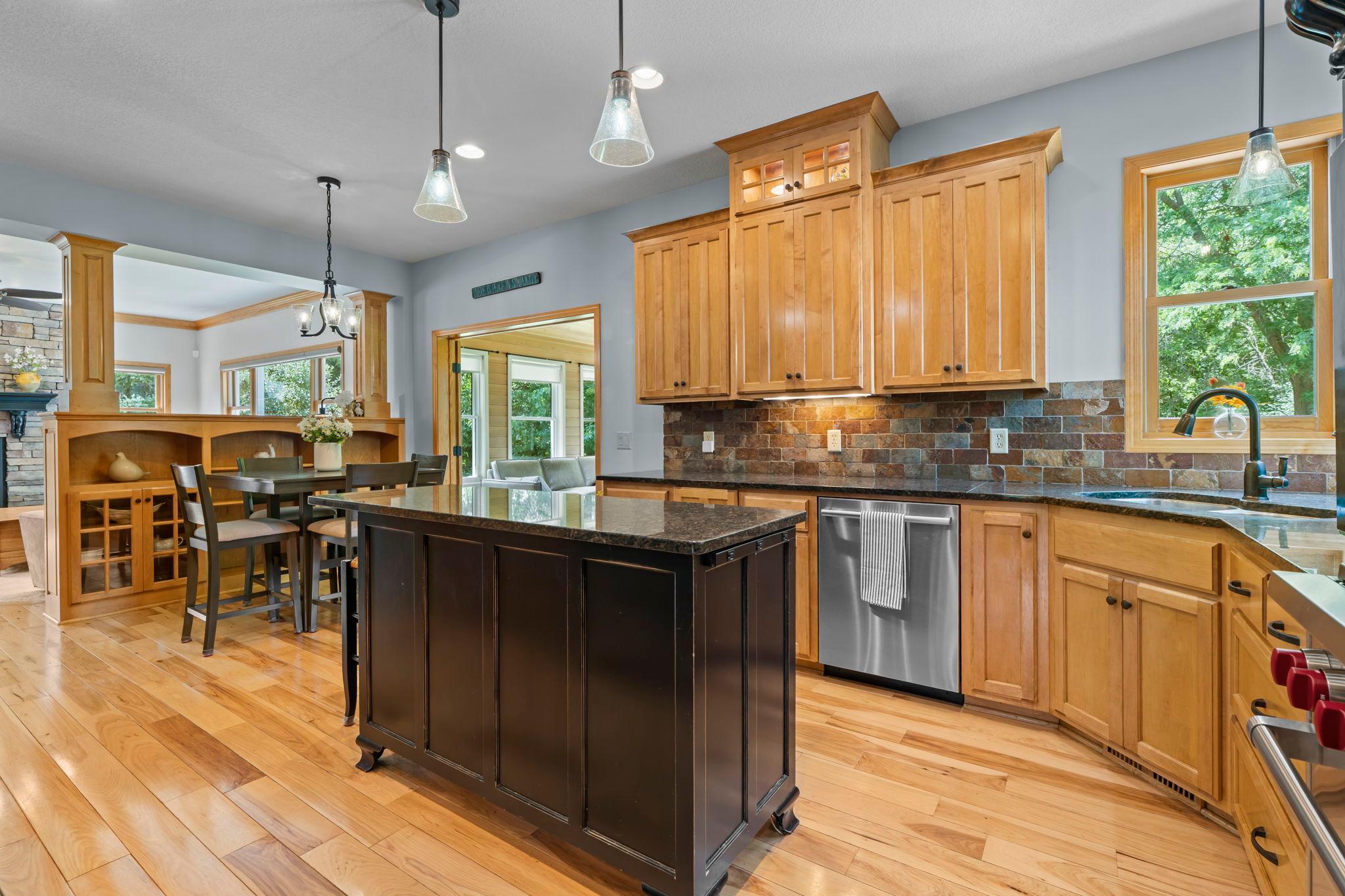 34-web-or-mls-5845 Bayberry Dr-313.jpg
