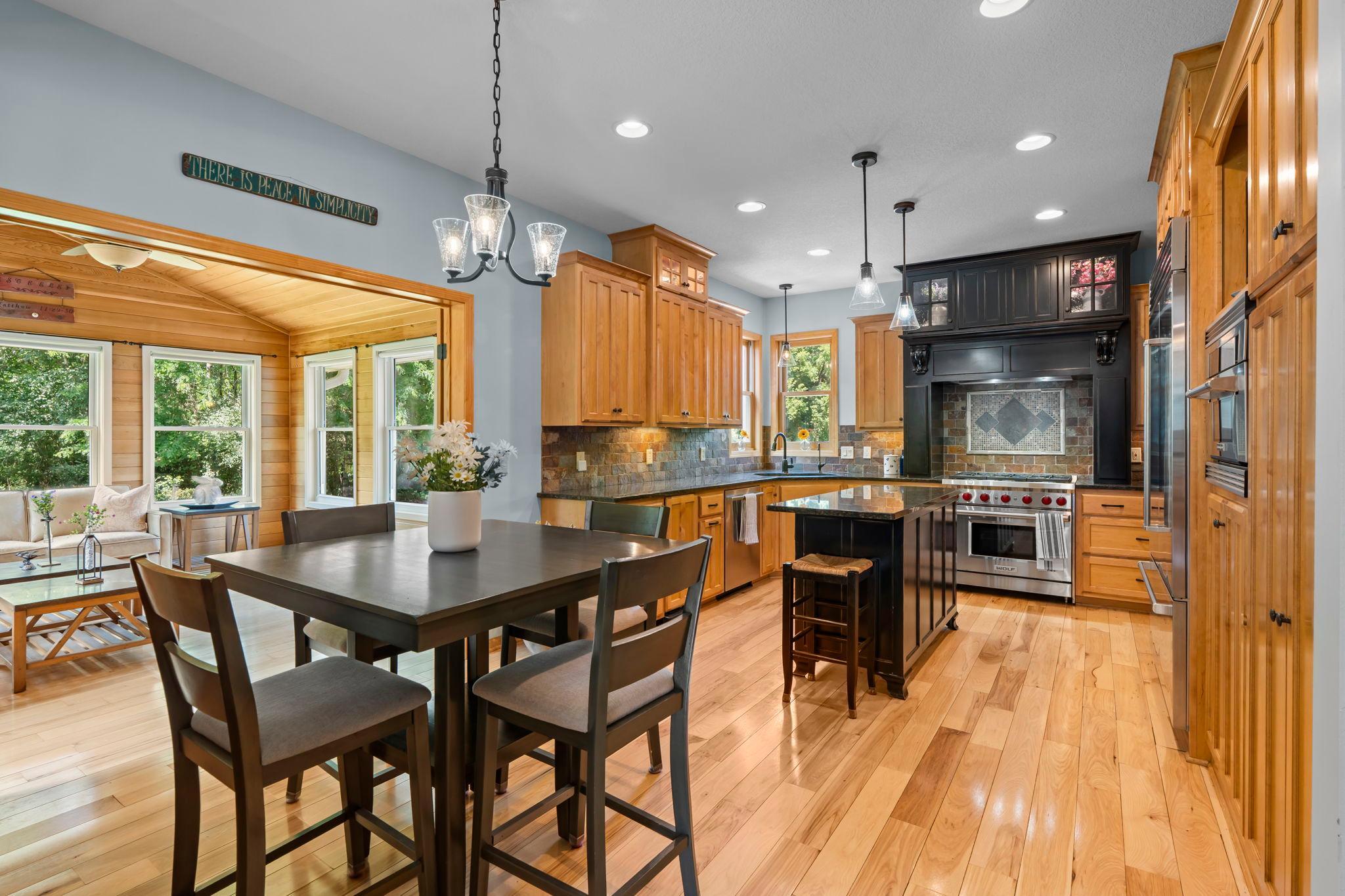 35-web-or-mls-5845 Bayberry Dr-283.jpg