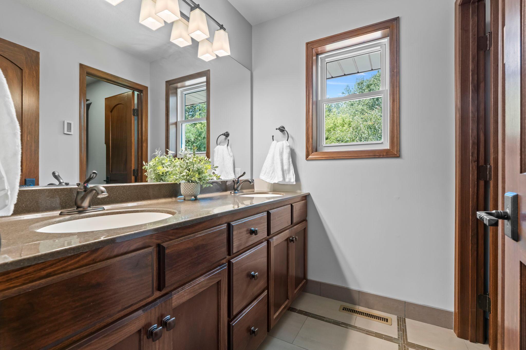 64-web-or-mls-5845 Bayberry Dr-488.jpg
