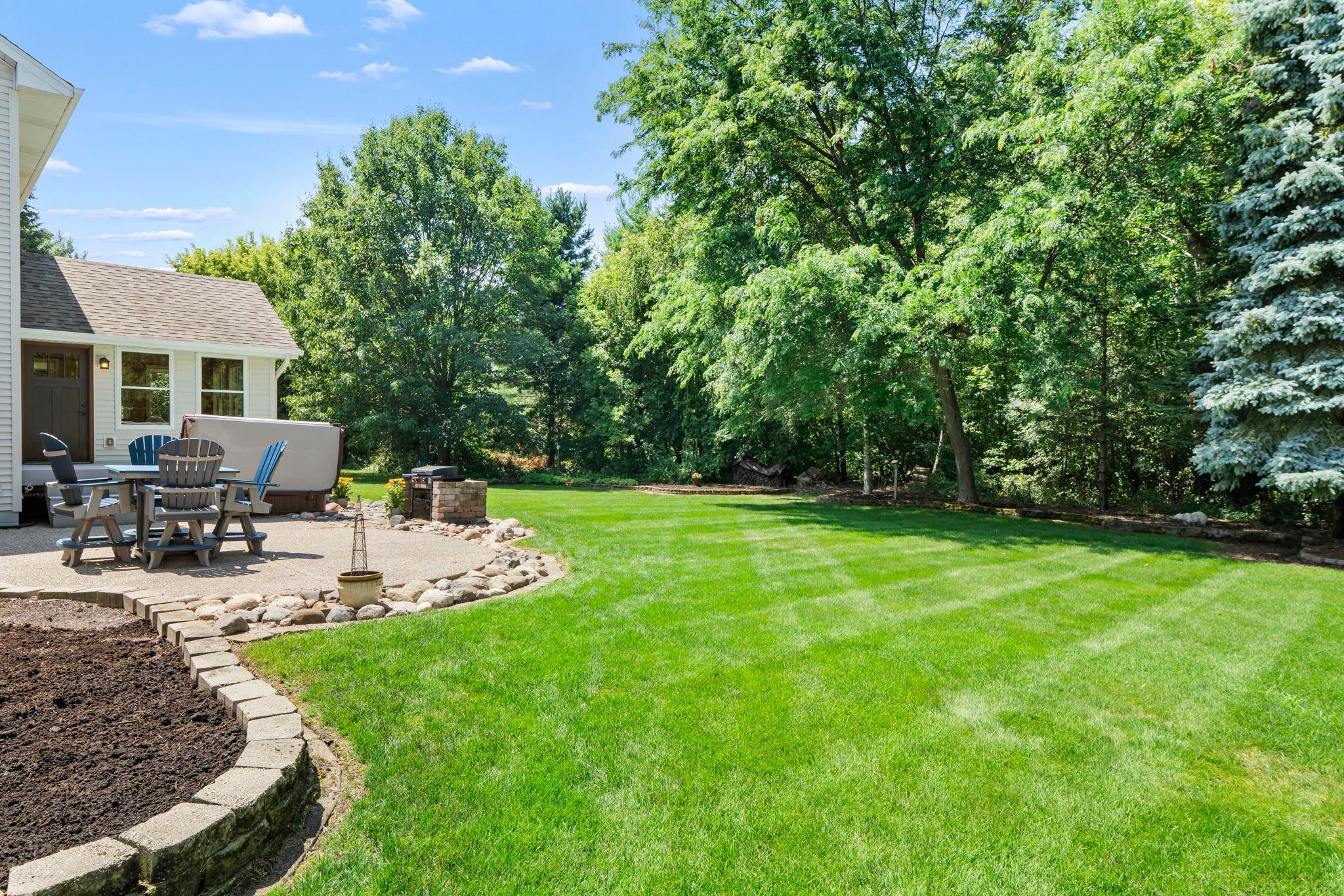 94-web-or-mls-5845 Bayberry Dr-133.jpg