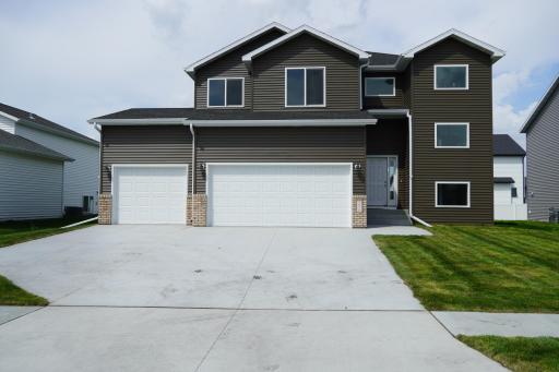 5816 James Drive W, West Fargo, ND 58078