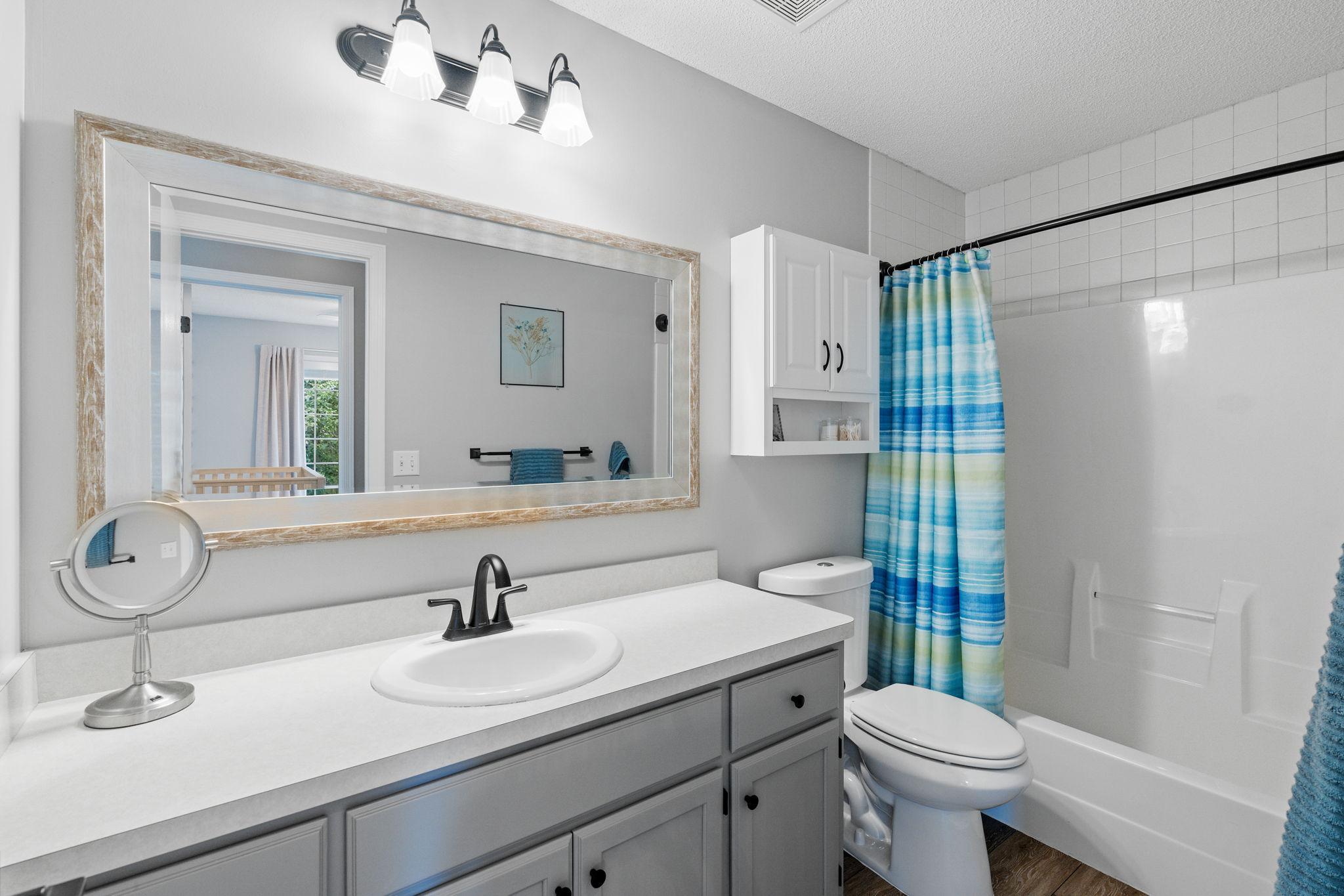 Upper level bathroom