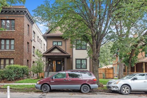 2413 1st Avenue S, Minneapolis, MN 55404