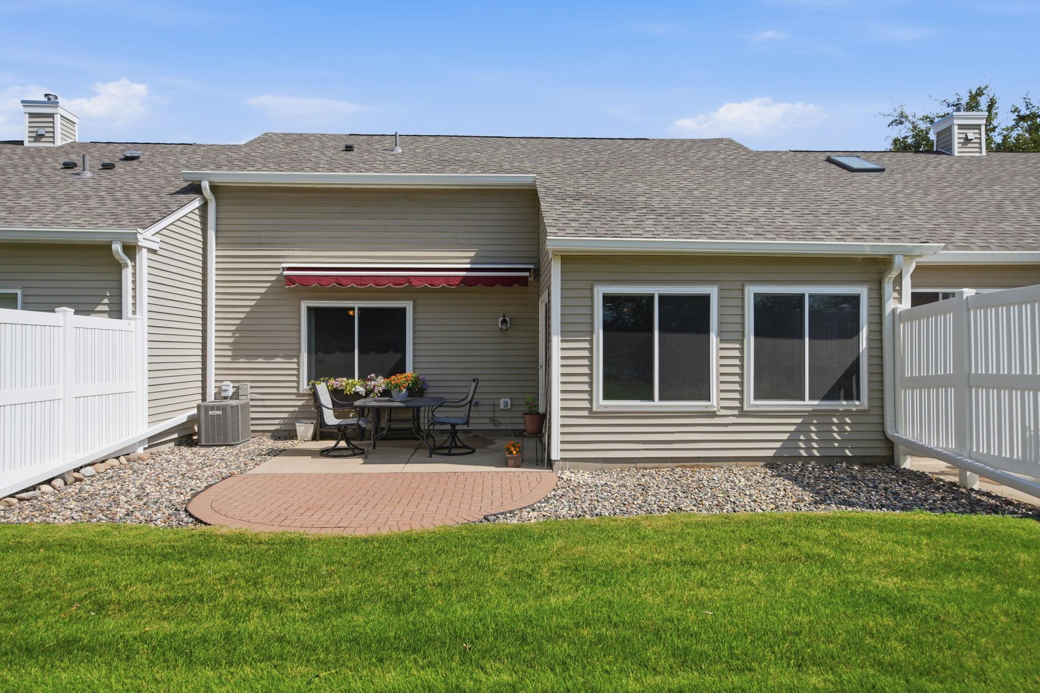 Awning for those extremely hot and sunny days.