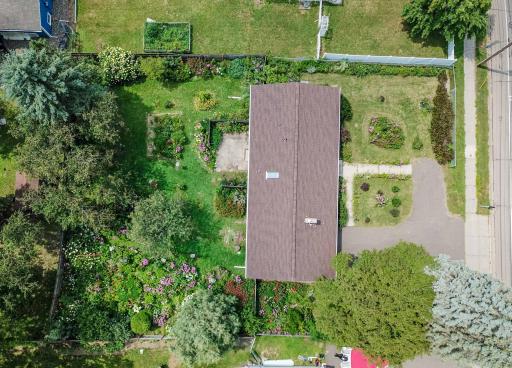 6229 10th Street N, Oakdale, MN 55128