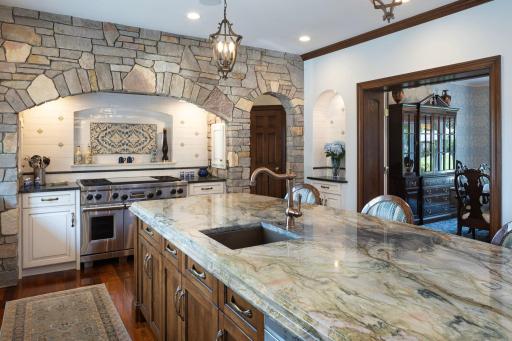 8784 Boulder Rise, Eden Prairie, MN 55347