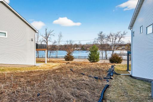 221 McCarrons Place W, Roseville, MN 55113