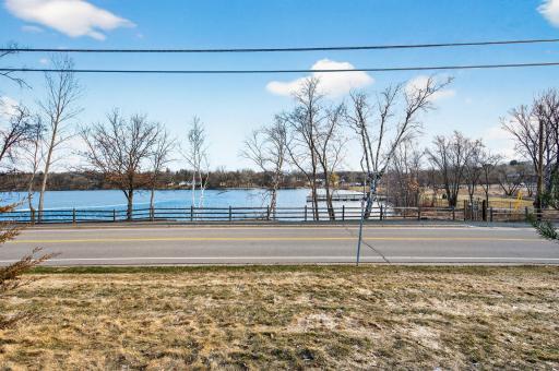221 McCarrons Place W, Roseville, MN 55113