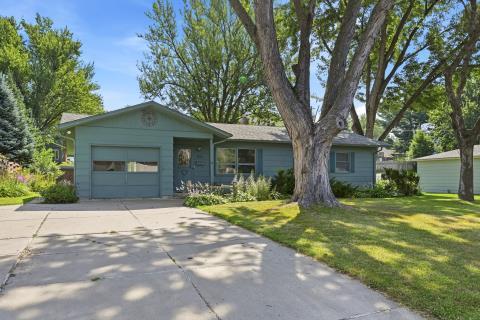 321 Hemlock Street S.