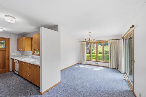dining room/kitchen
