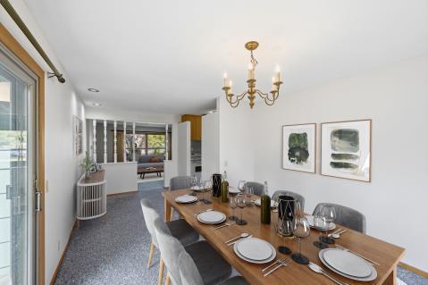 Virtual dining room