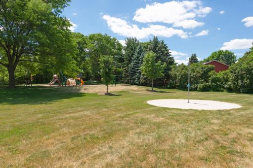 6801 Pine Crest Trail S, Cottage Grove, MN 55016