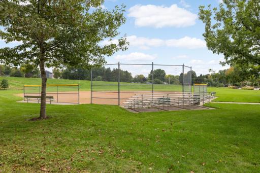 6801 Pine Crest Trail S, Cottage Grove, MN 55016