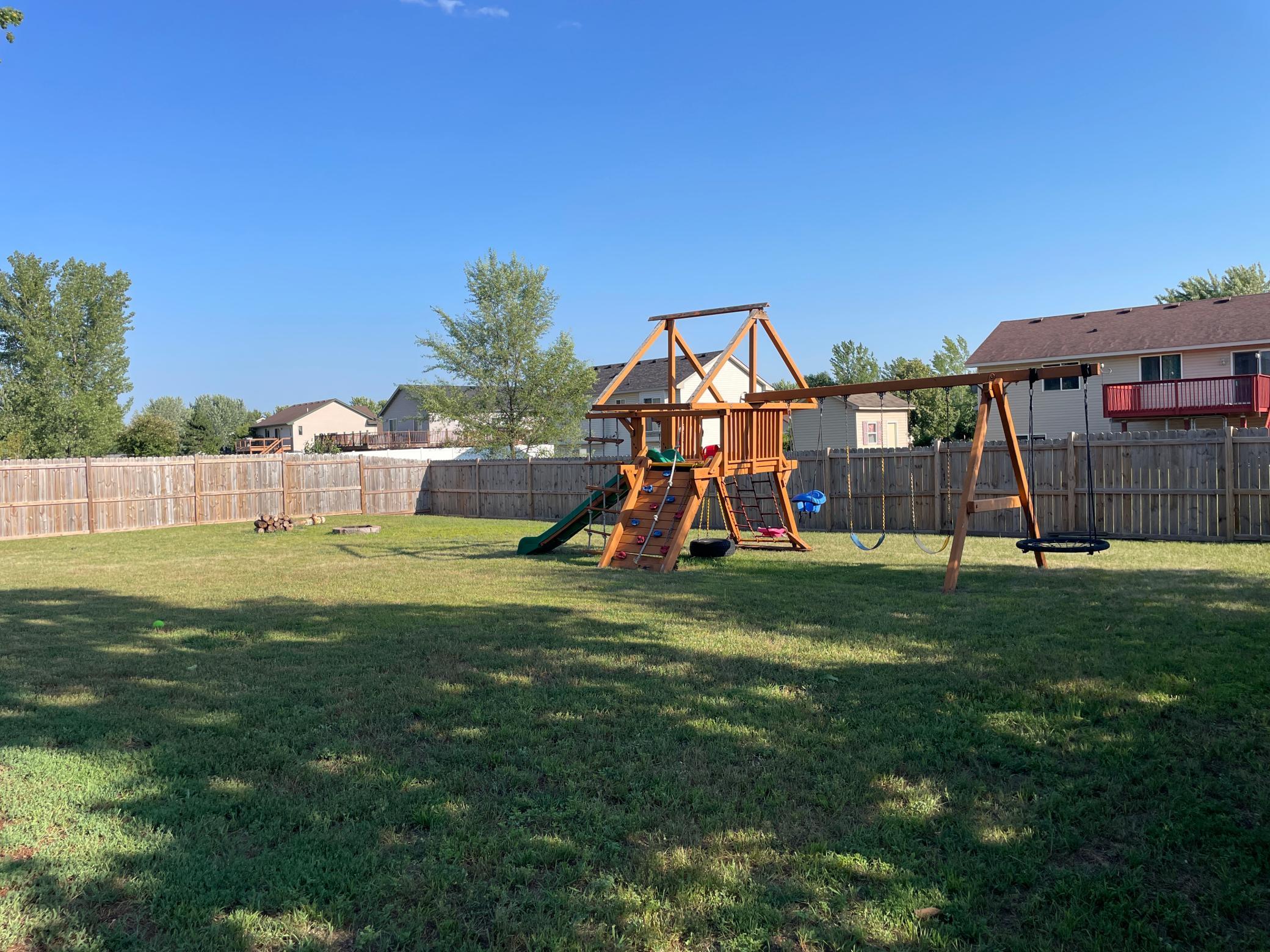 Huge fenced rear yard!