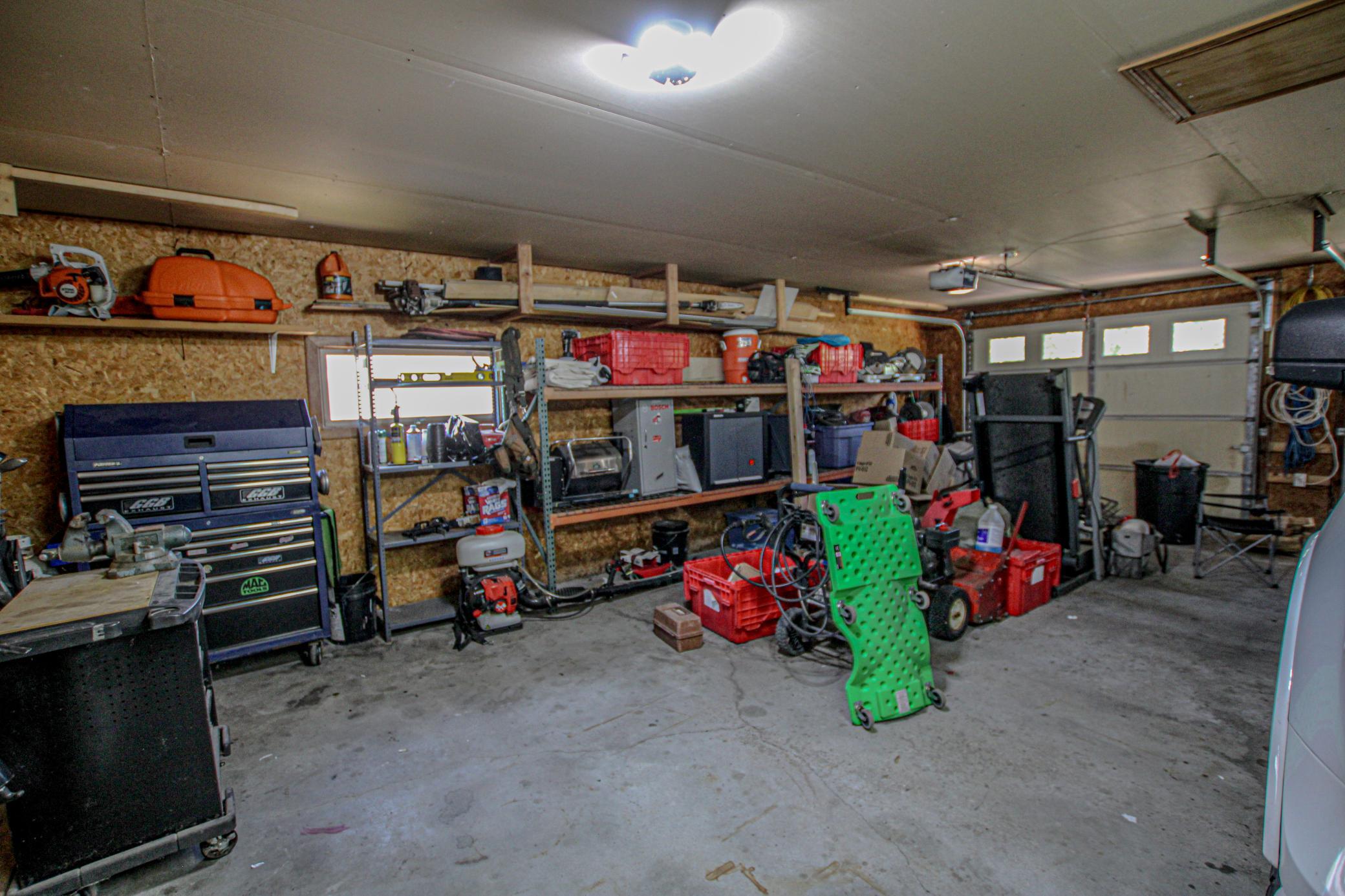 Garage.jpg